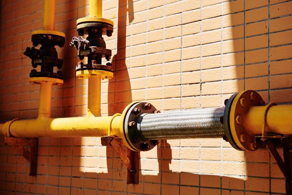 Cost of Natural Gas Line Service in Thousand Oaks